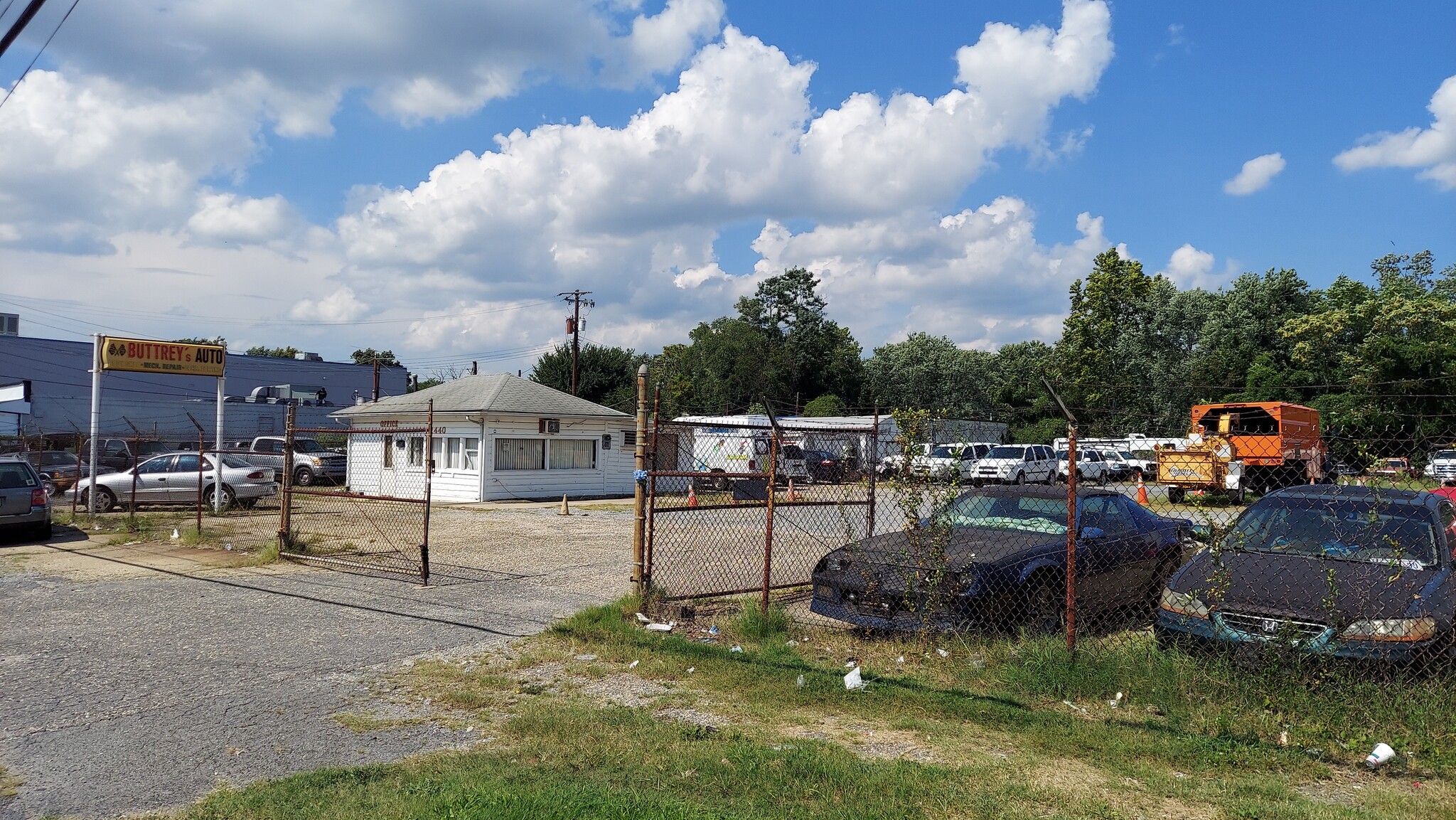 2440 Chillum Rd, Hyattsville, MD for Sale