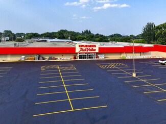 Neenah, WI Retail - 999 W Winneconne Ave