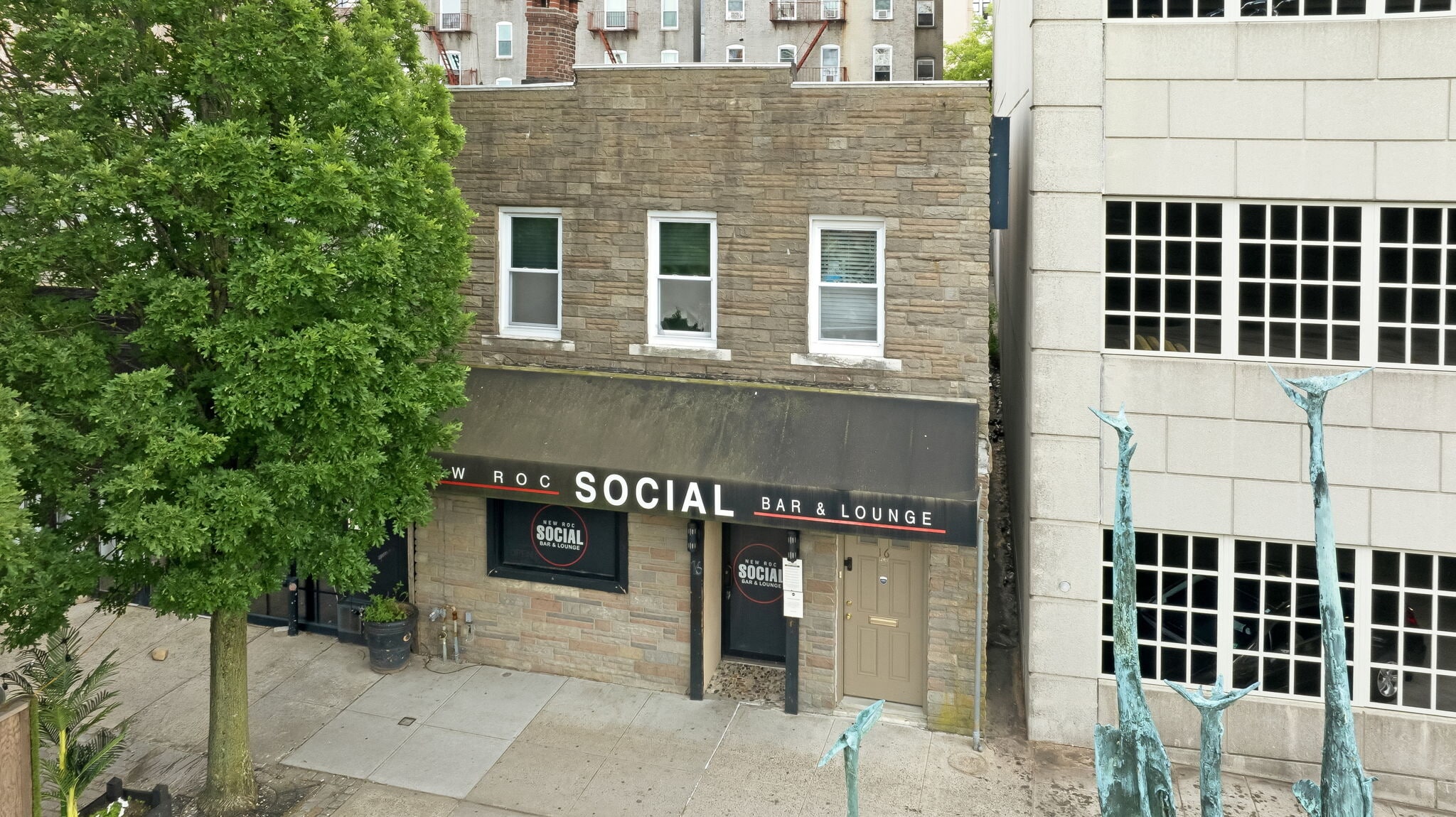 16 Memorial Hwy, New Rochelle, NY for Sale
