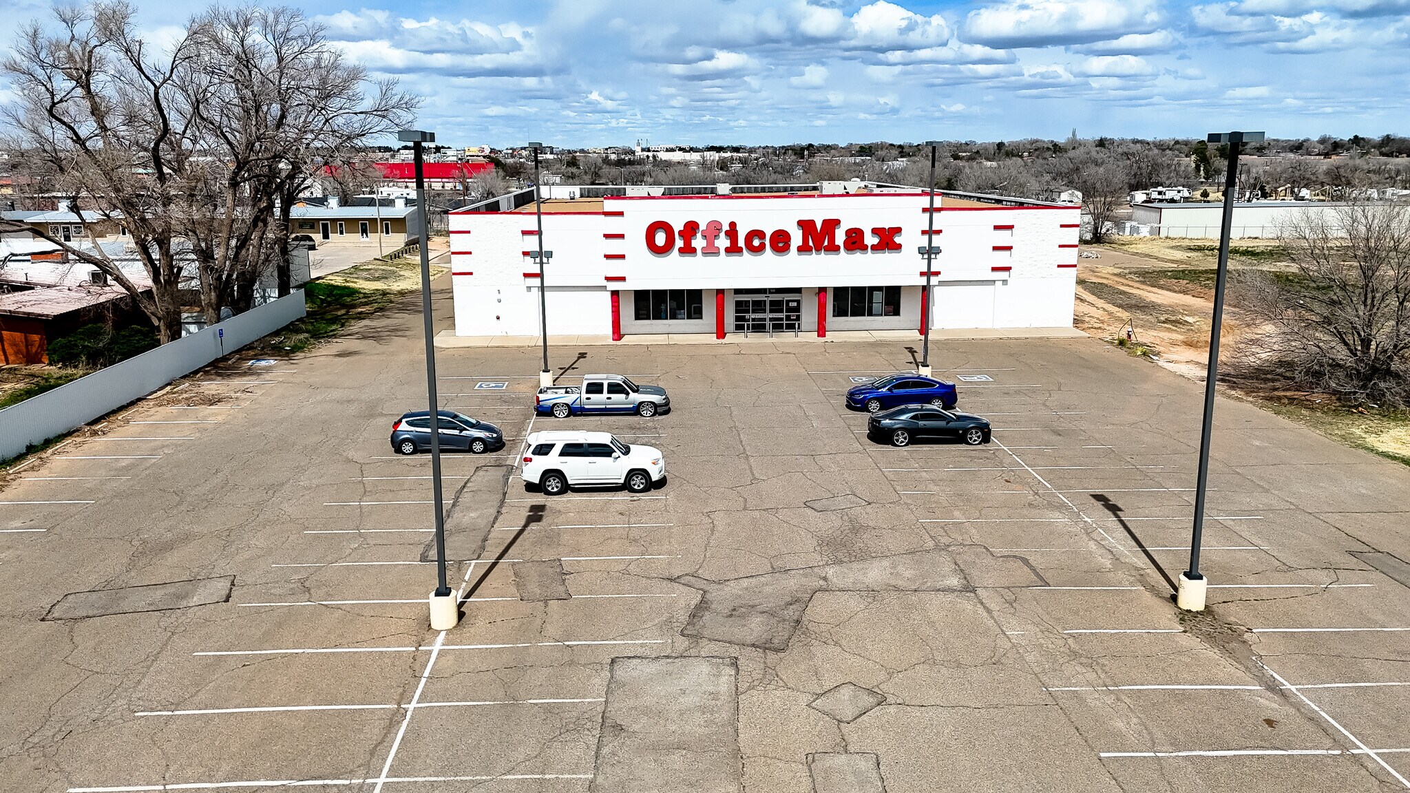 900 E Manana Blvd, Clovis, NM for Sale