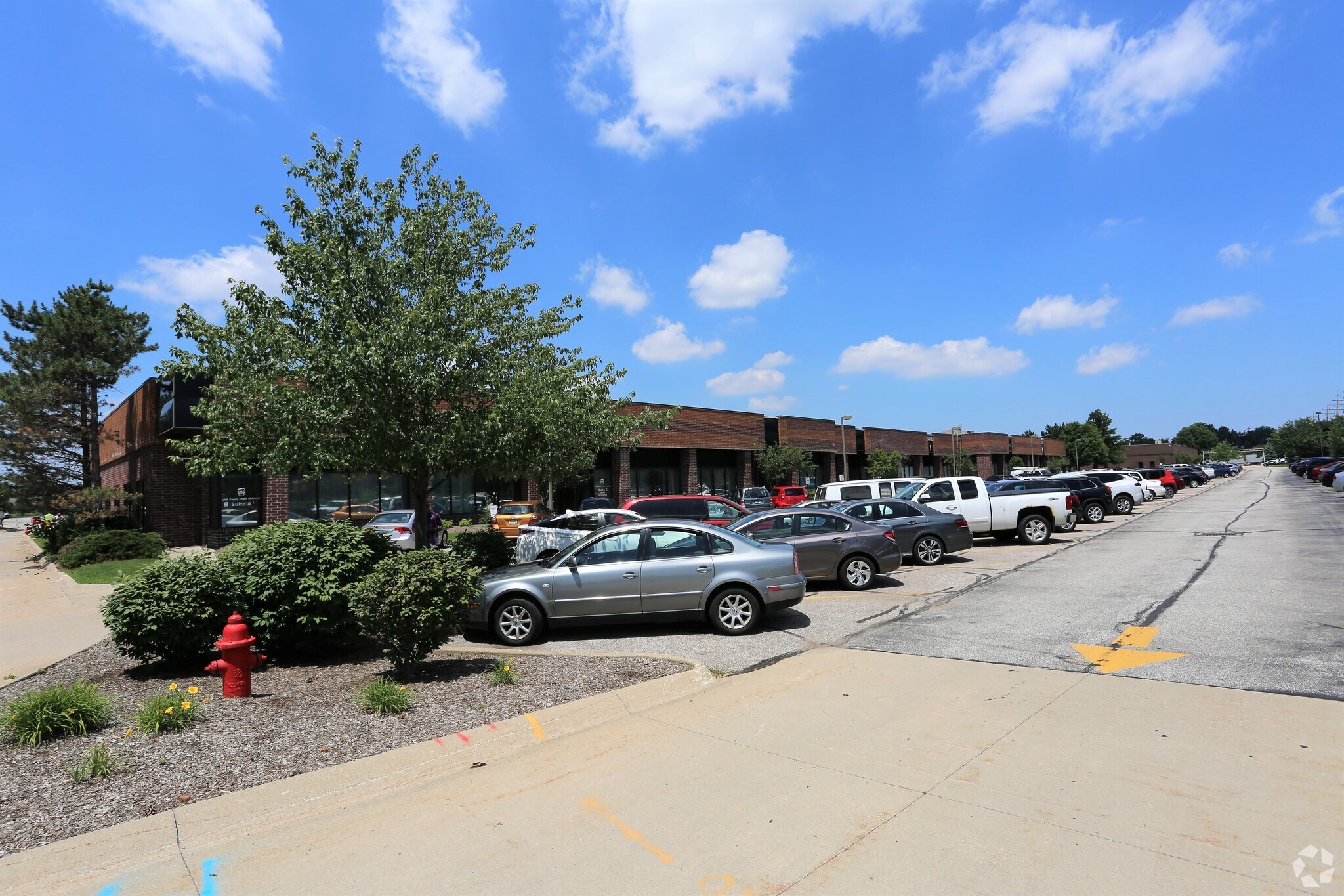 6940 Engle Rd, Middleburg Heights, OH for Rent