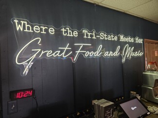 Cincinnati, OH Restaurant - 3456 River Rd