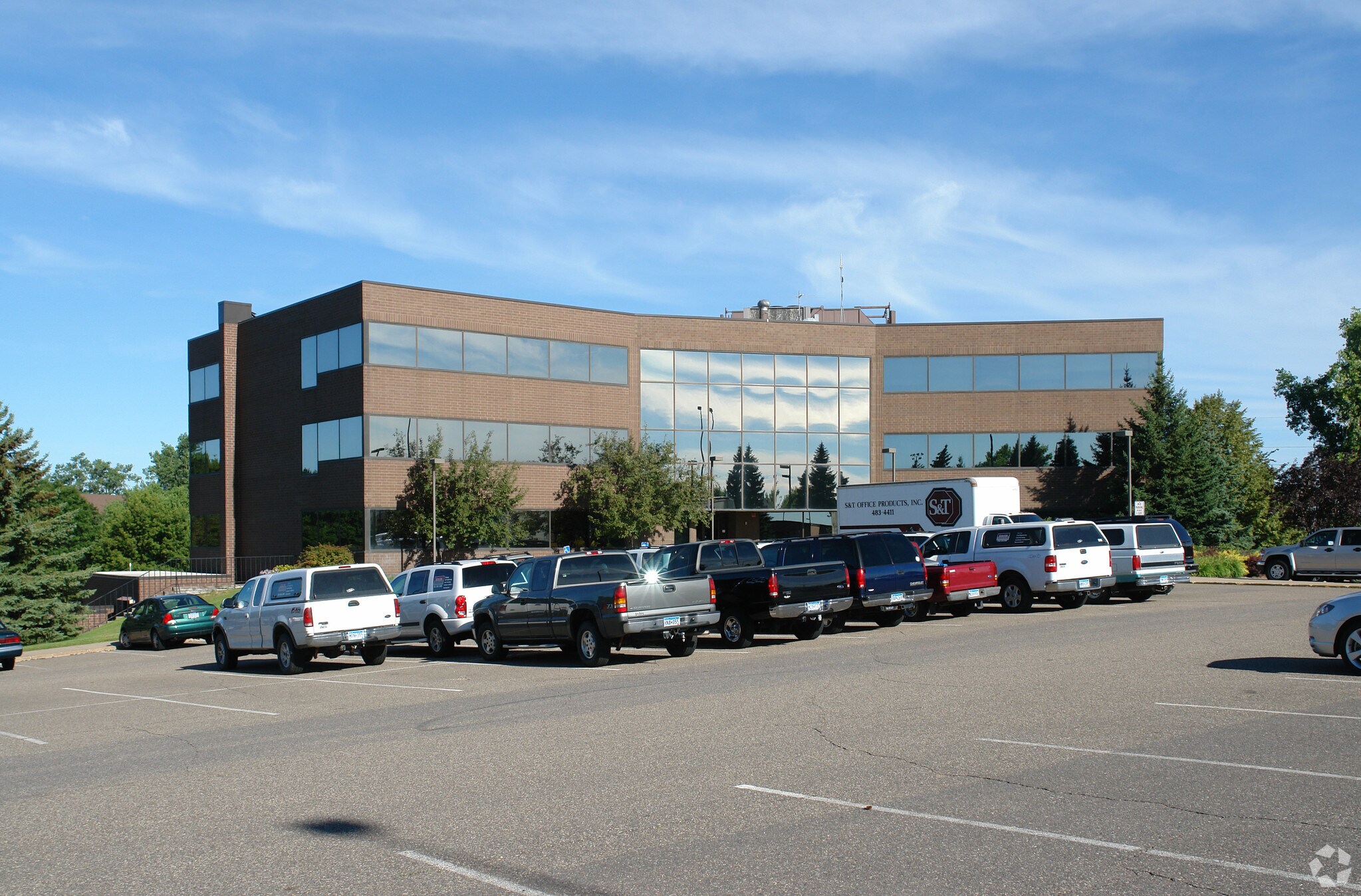 7200 N Hemlock Ln, Maple Grove, MN for Rent