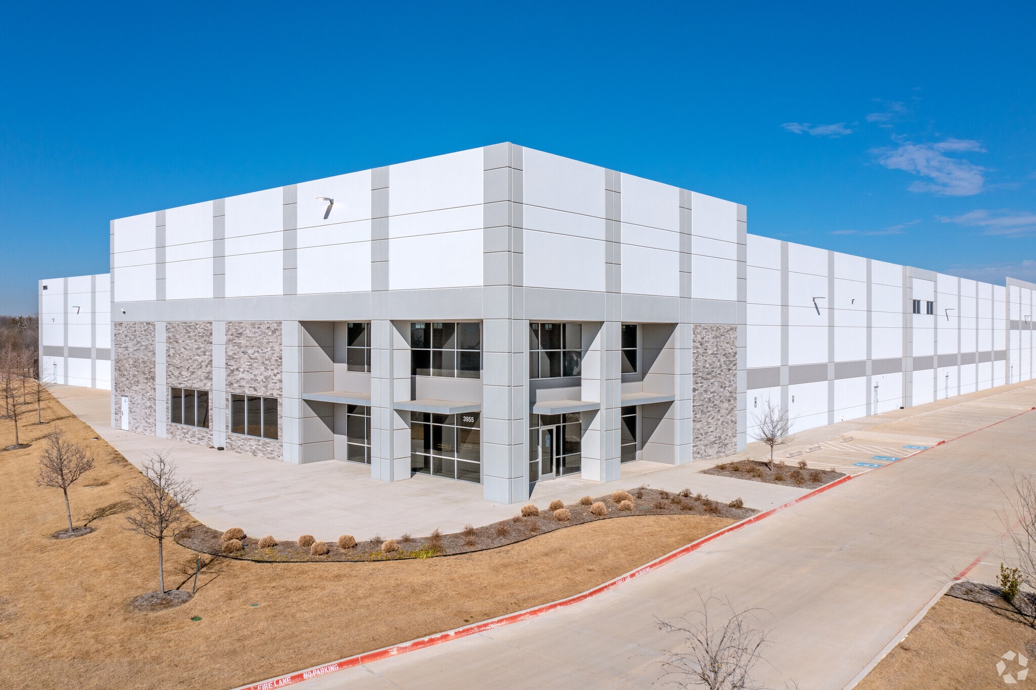 3955 Interstate 30, Grand Prairie, TX for Rent