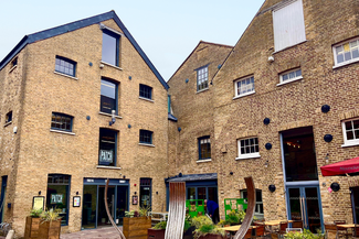 Chelmsford, ESS Coworking Space - 5-6 Grays Brewery Yard