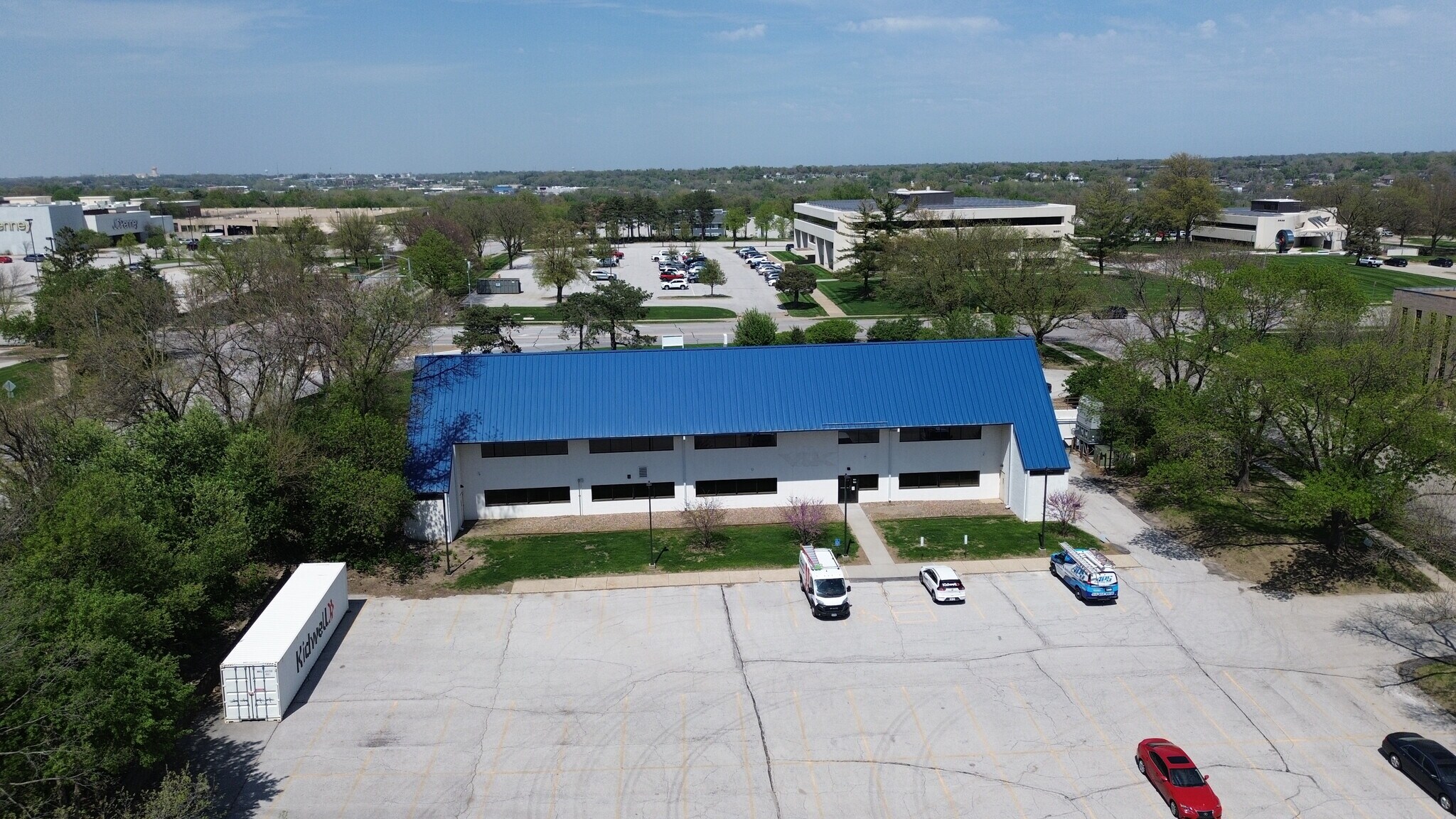 3000 Westown Pky, West Des Moines, IA for Rent