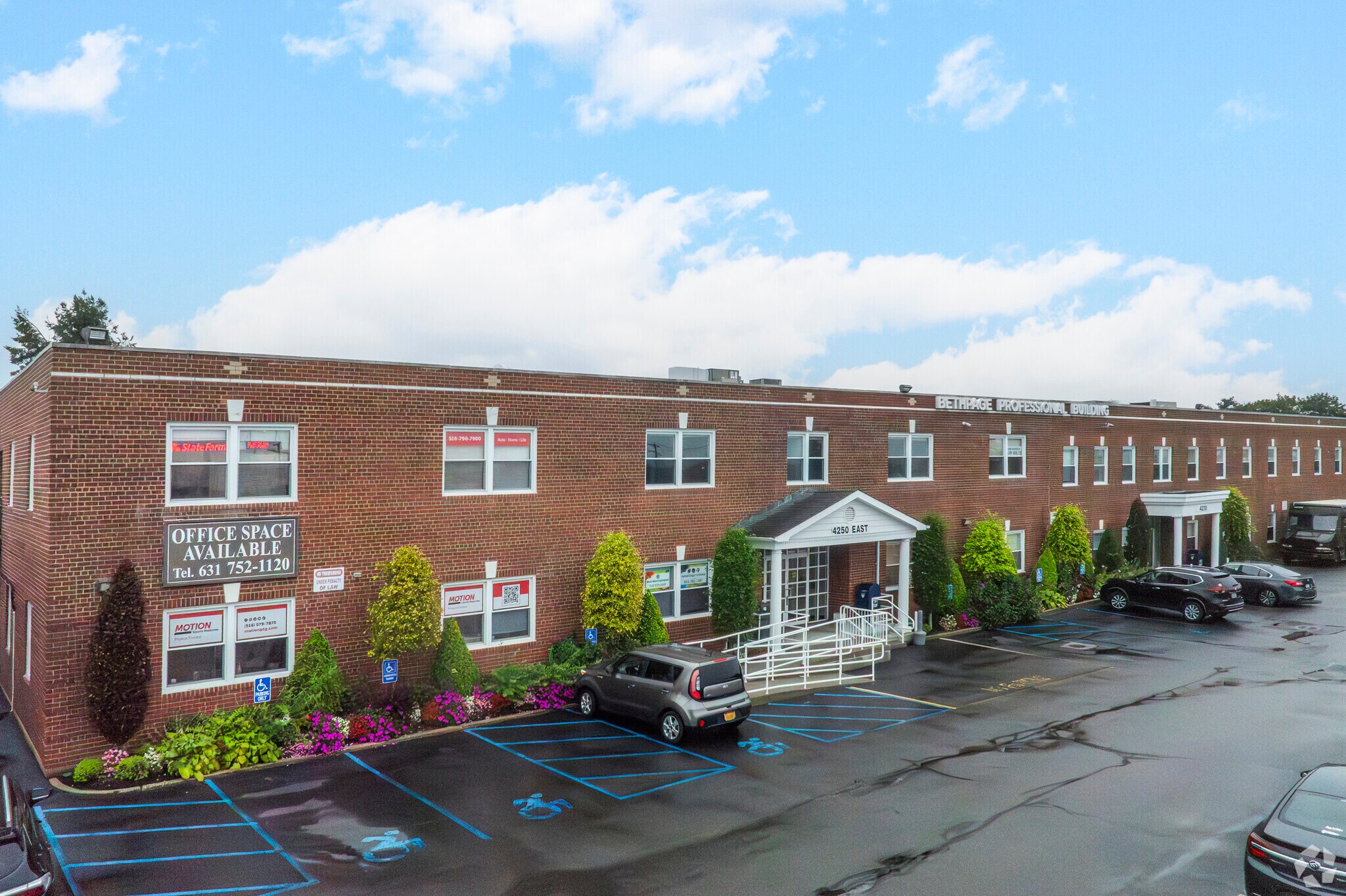 4230-4250 Hempstead Tpke, Bethpage, NY for Rent