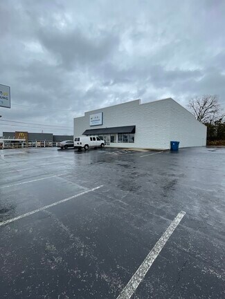 Harrodsburg, KY Retail - 685 S College St