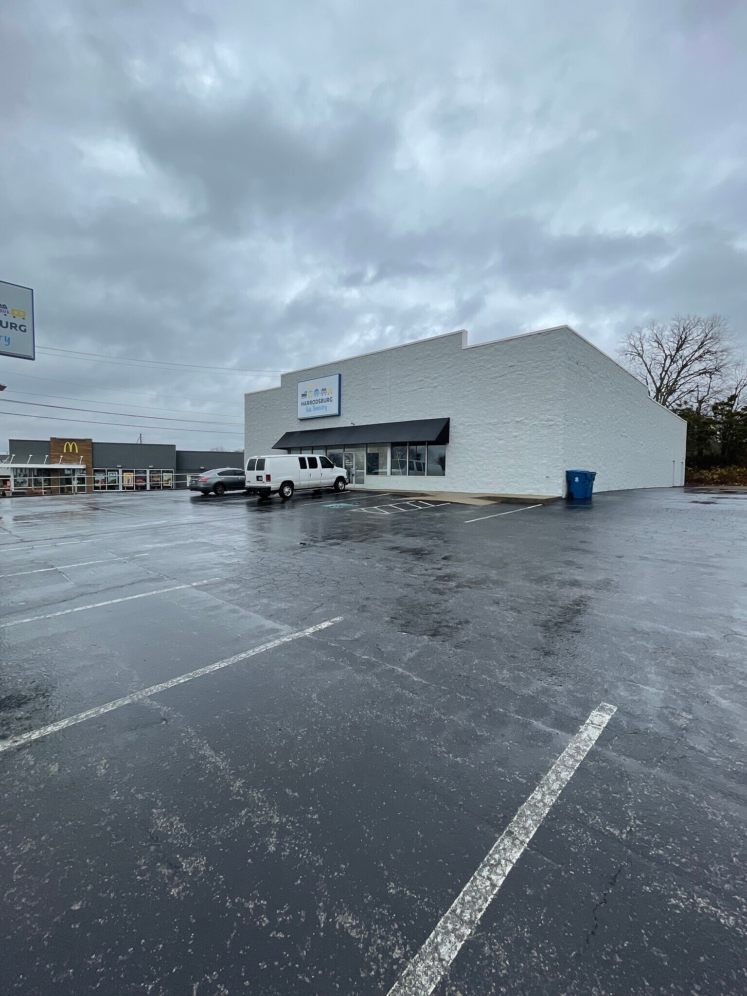 685 S College St, Harrodsburg, KY for Rent