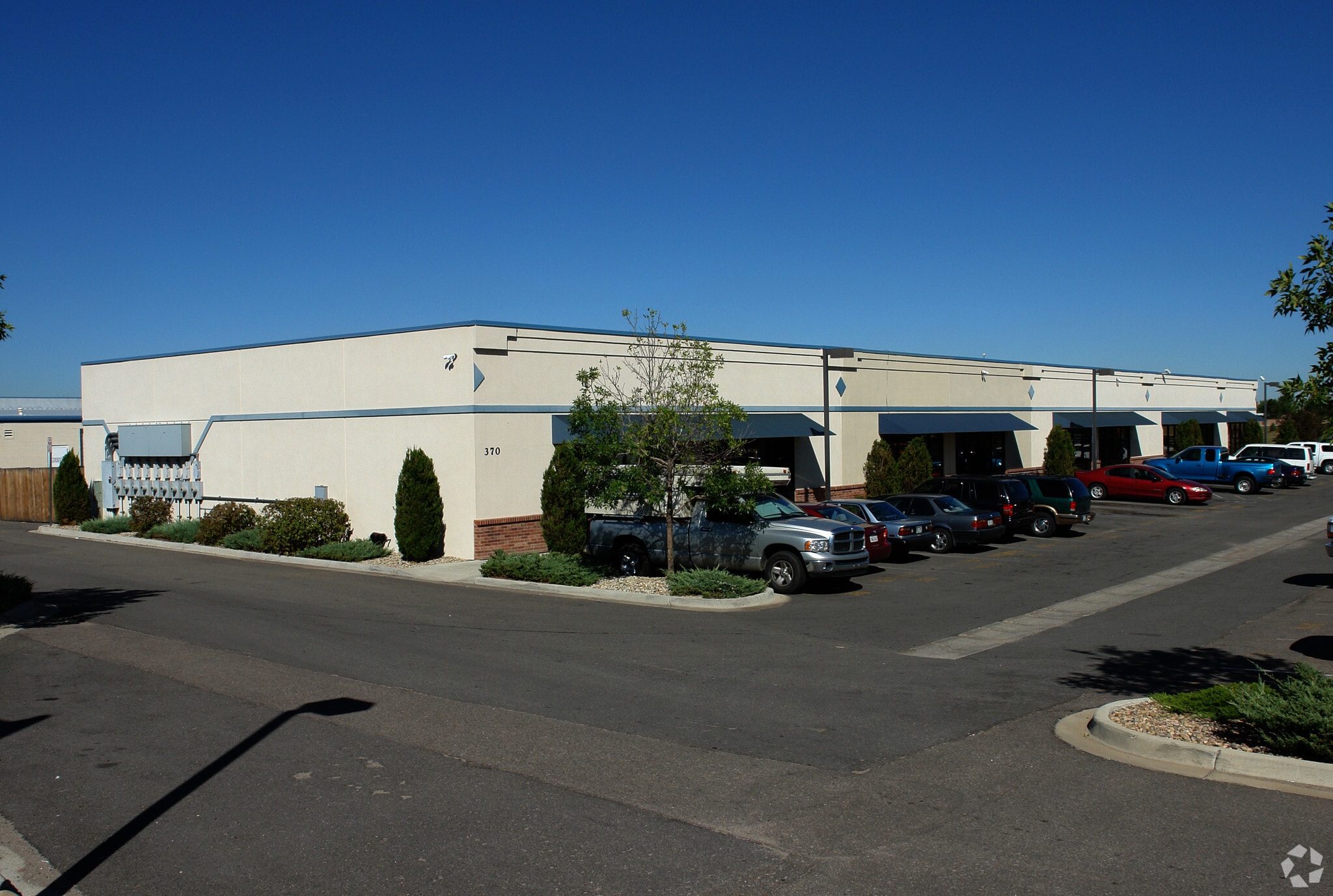 370-386 Norfolk St, Aurora, CO for Sale