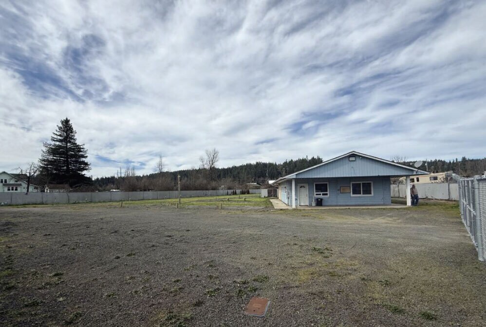 2205 Highway 99, Cottage Grove, OR for Sale