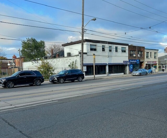 3140 Lake Shore Blvd W, Toronto, ON for Sale
