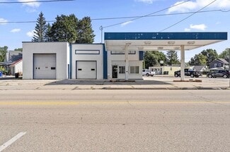 Bonduel, WI Service Station - 201 E Green Bay St