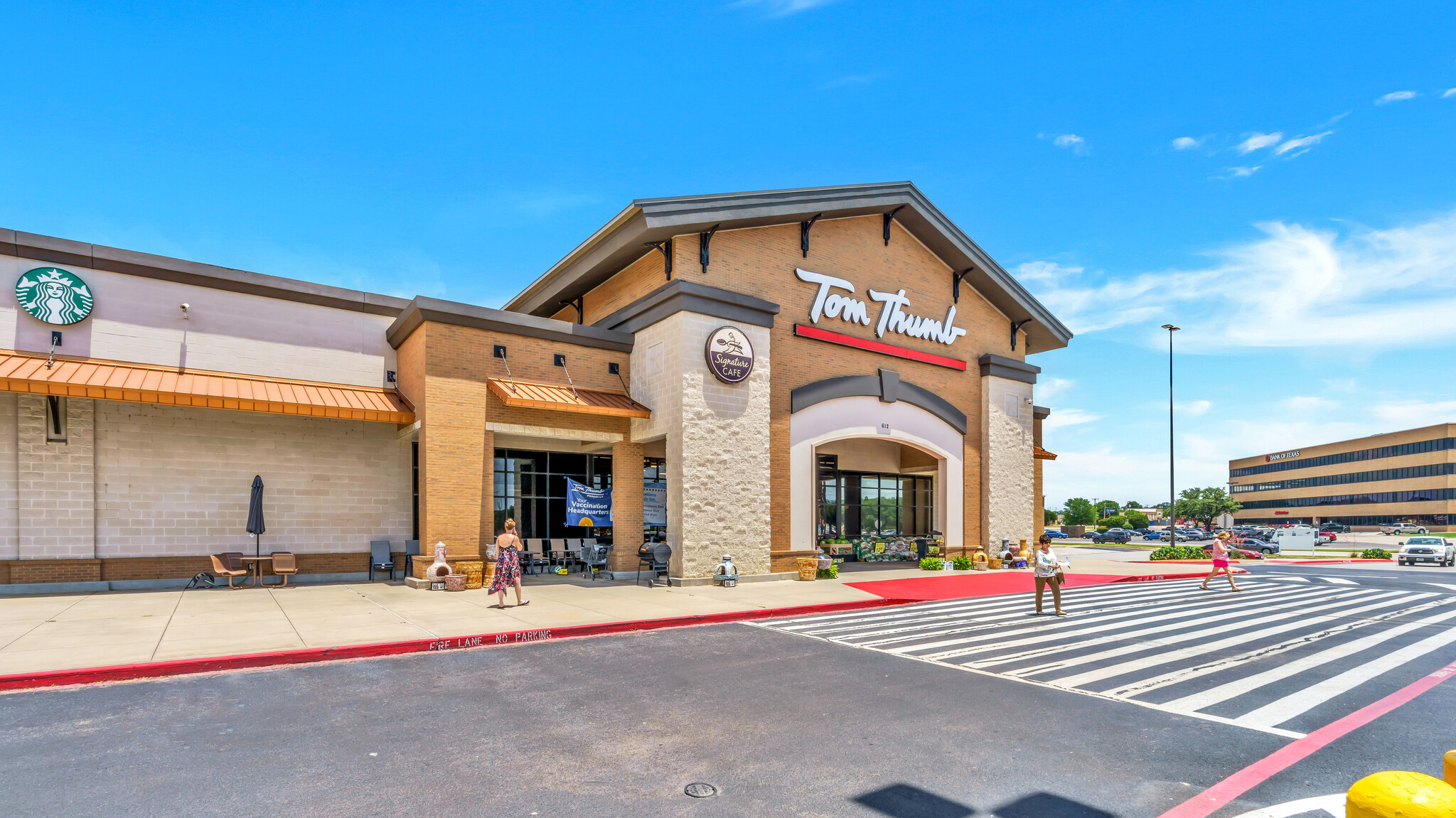 600-700 Grapevine Hwy, Hurst, TX for Rent