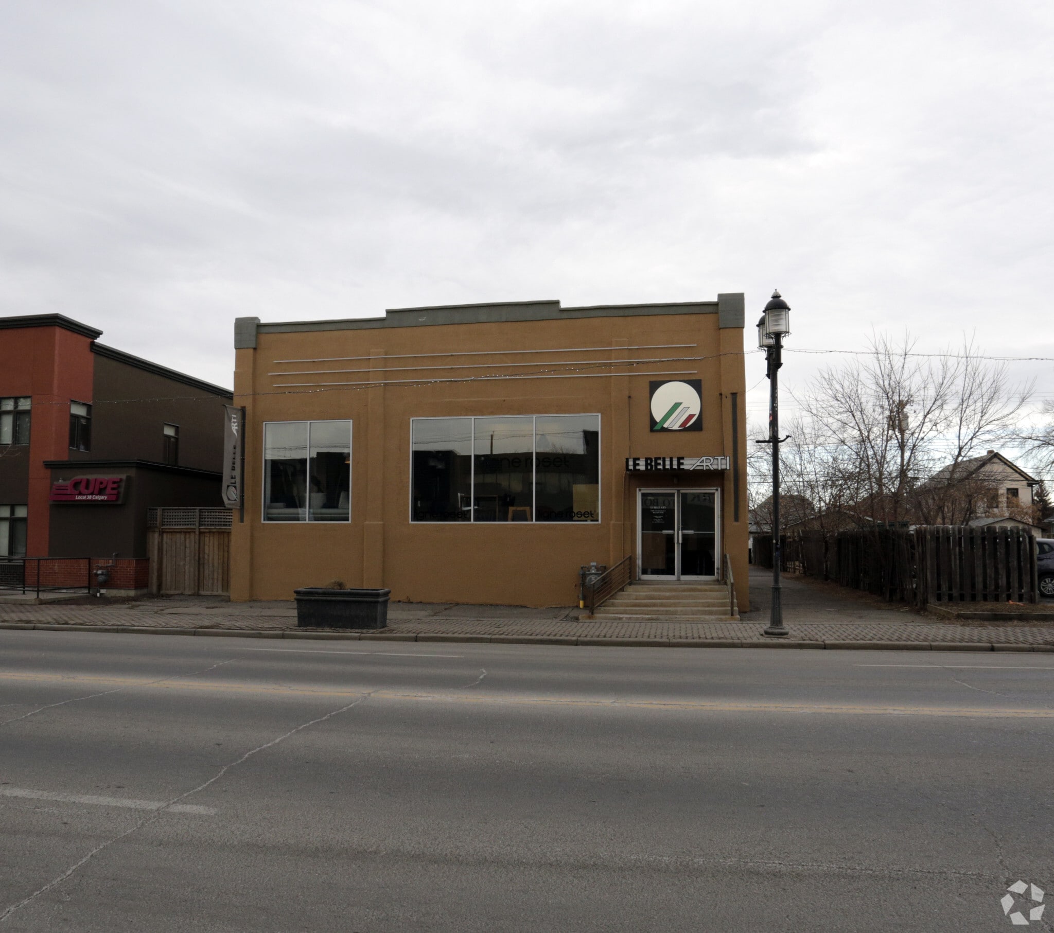 1435 9th Ave SE, Calgary, AB for Sale