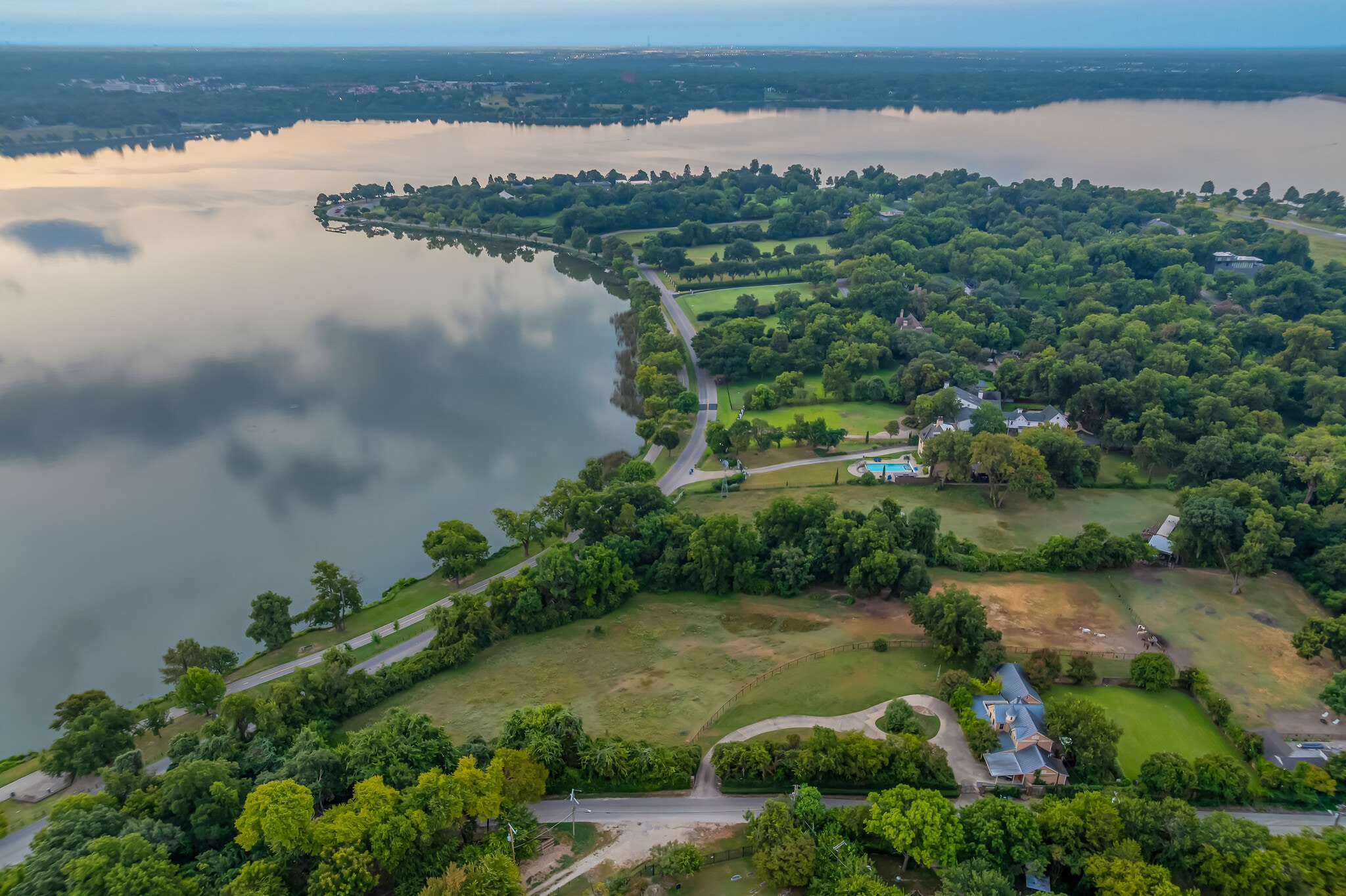 4405 W Lawther Dr, Dallas, TX for Sale