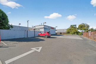 Ventura, CA Retail - 1926 E Thompson Blvd