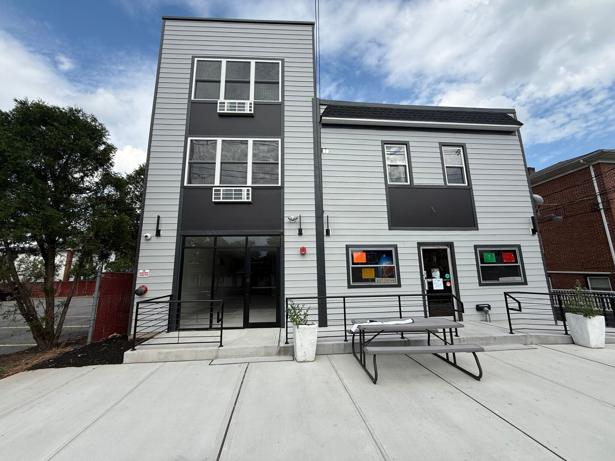 517 Chestnut St, Union Township, NJ for Rent