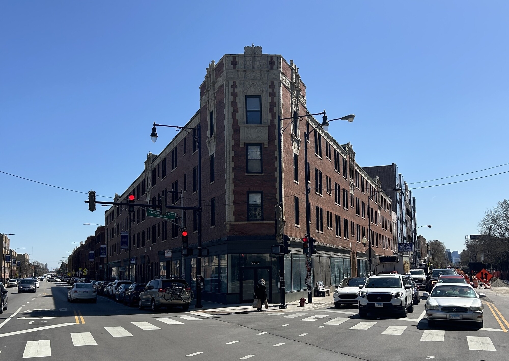 2787 N Milwaukee Ave, Chicago, IL for Rent