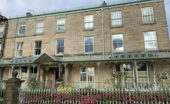 110 Station Para, Harrogate, NYK for Rent