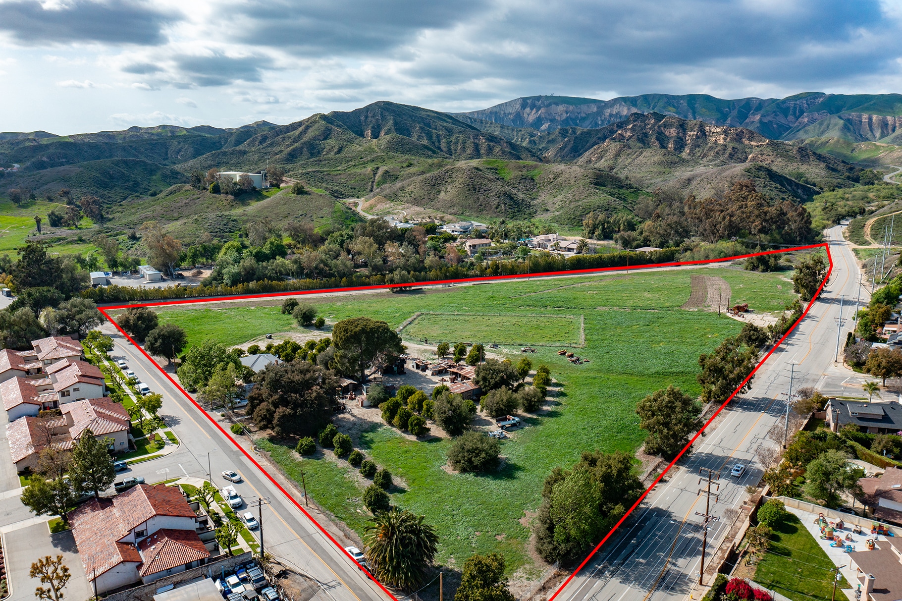 3941 Walnut Ave, Simi Valley, CA for Sale