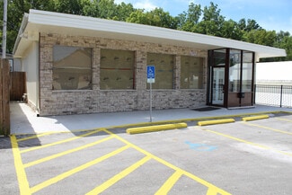 Independence, MO Storefront Retail/Office - 203 W 23rd St
