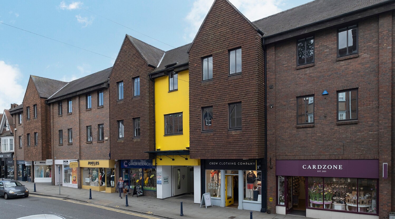 45-51A High St, Reigate, SRY for Rent