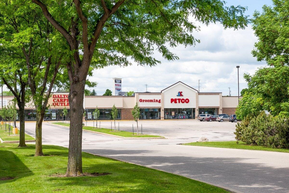 1900-1964 S Koeller St, Oshkosh, WI for Rent
