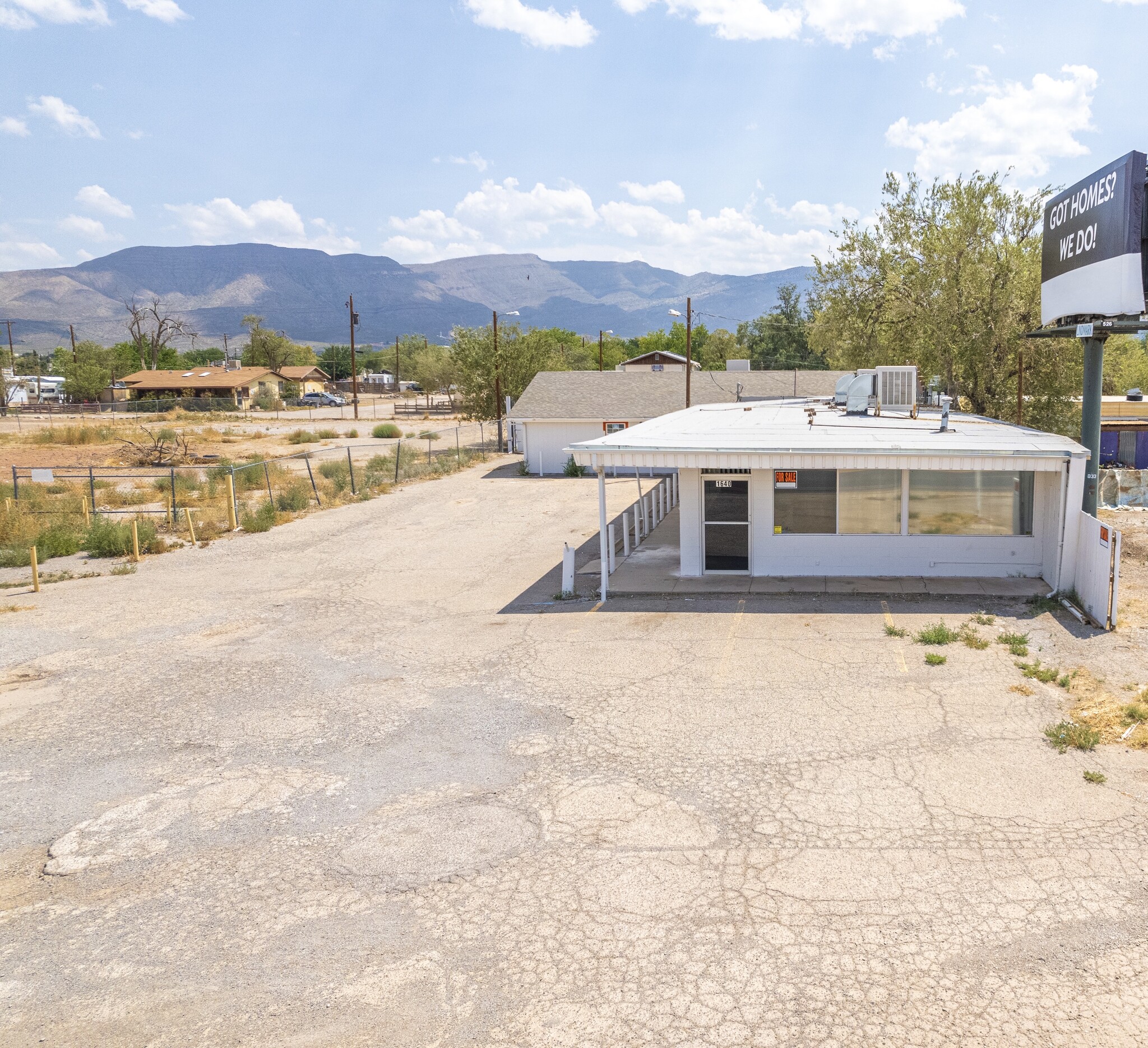 1640 N White Sands Blvd, Alamogordo, NM for Sale