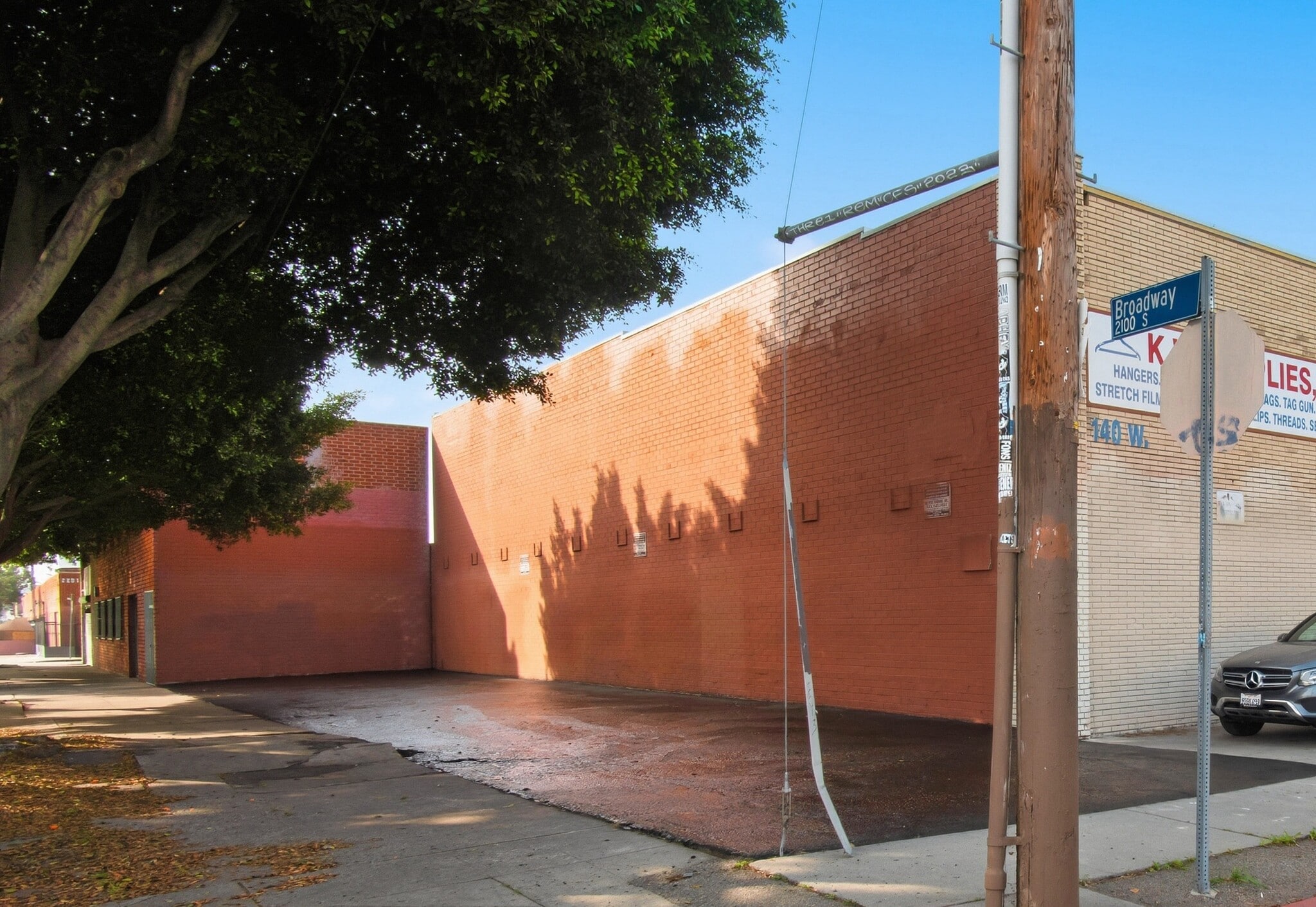 140 W 21st St, Los Angeles, CA for Sale