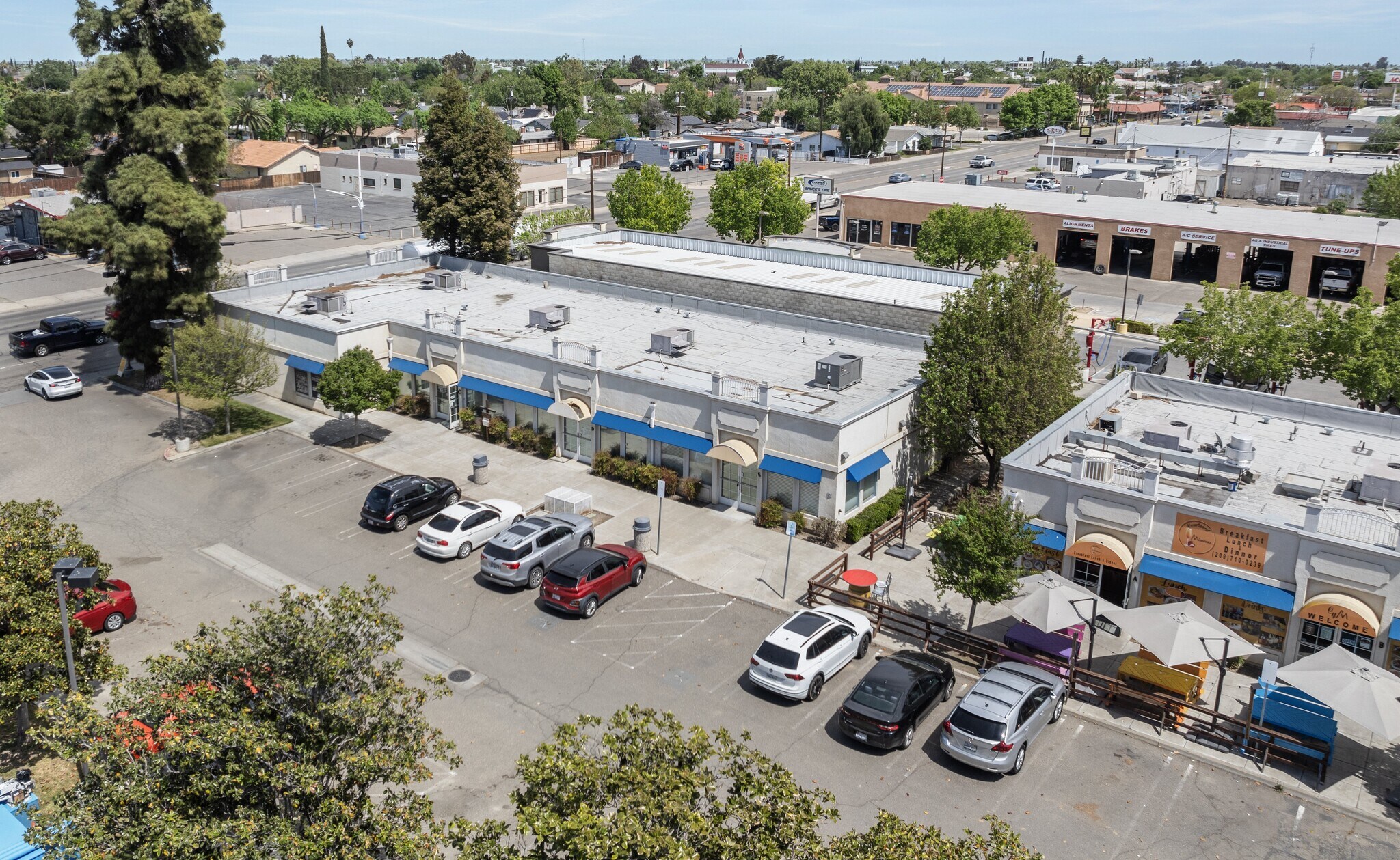 241-249 W Pacheco Blvd, Los Banos, CA for Rent
