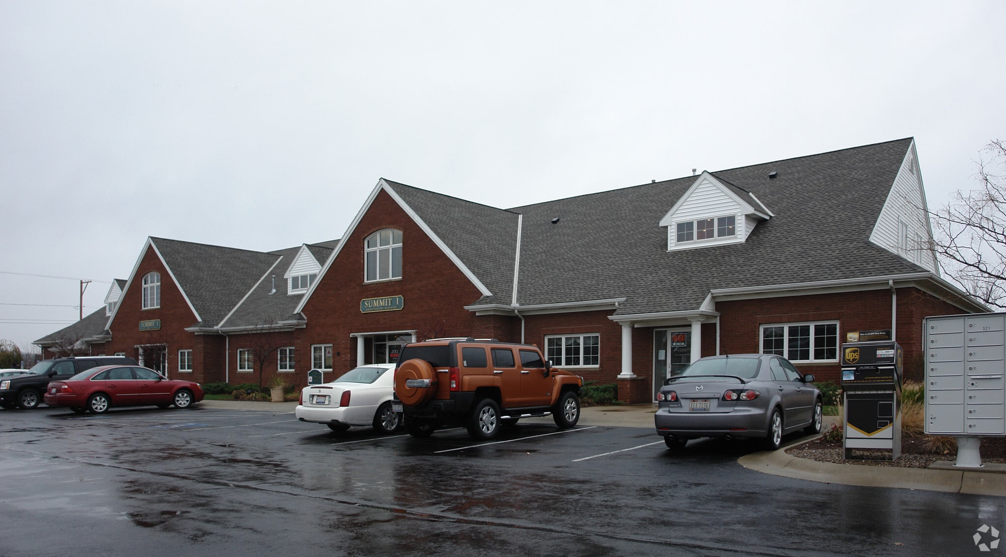 6155 Park Sq, Lorain, OH for Sale