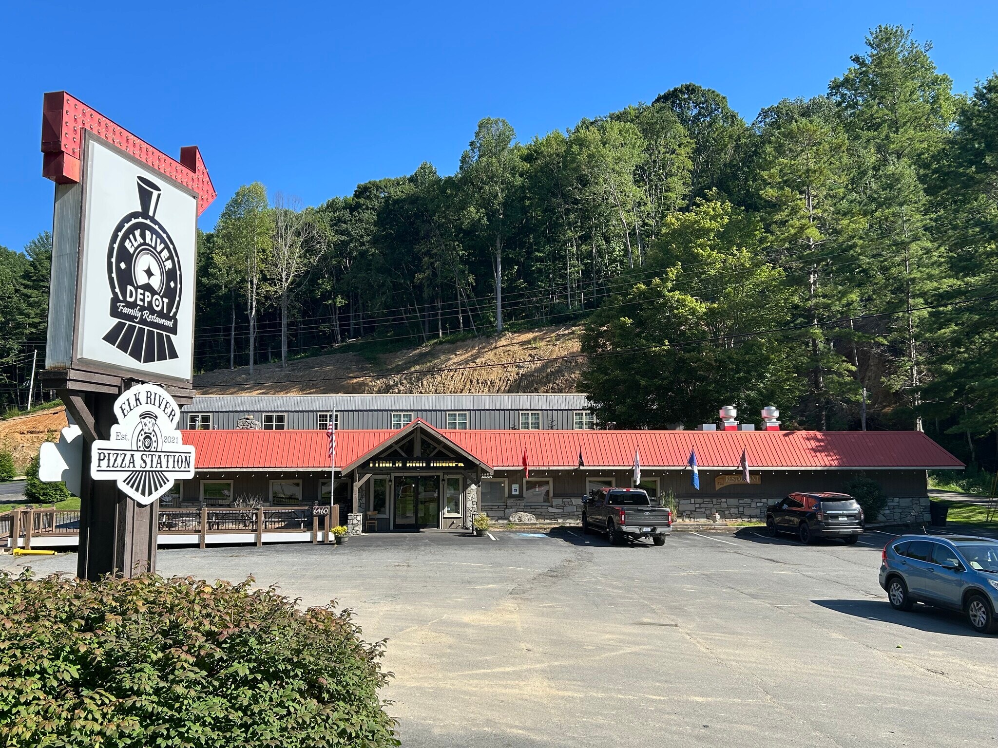 6460 Banner Elk Hwy, Elk Park, NC for Sale