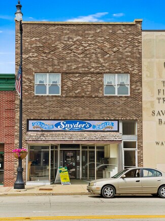 116 E Walnut St  