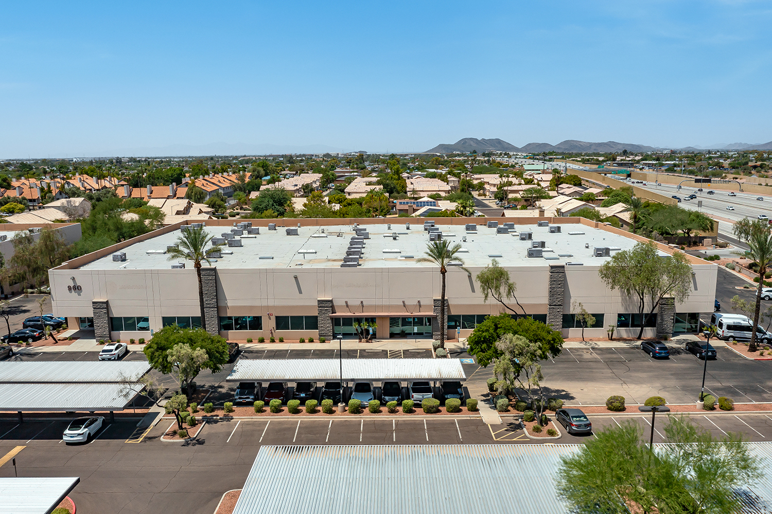 960 W Behrend Dr, Phoenix, AZ for Sale