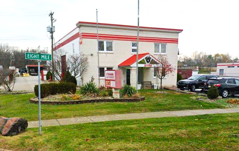 31700 Eight Mile Rd, Farmington Hills, MI for Rent