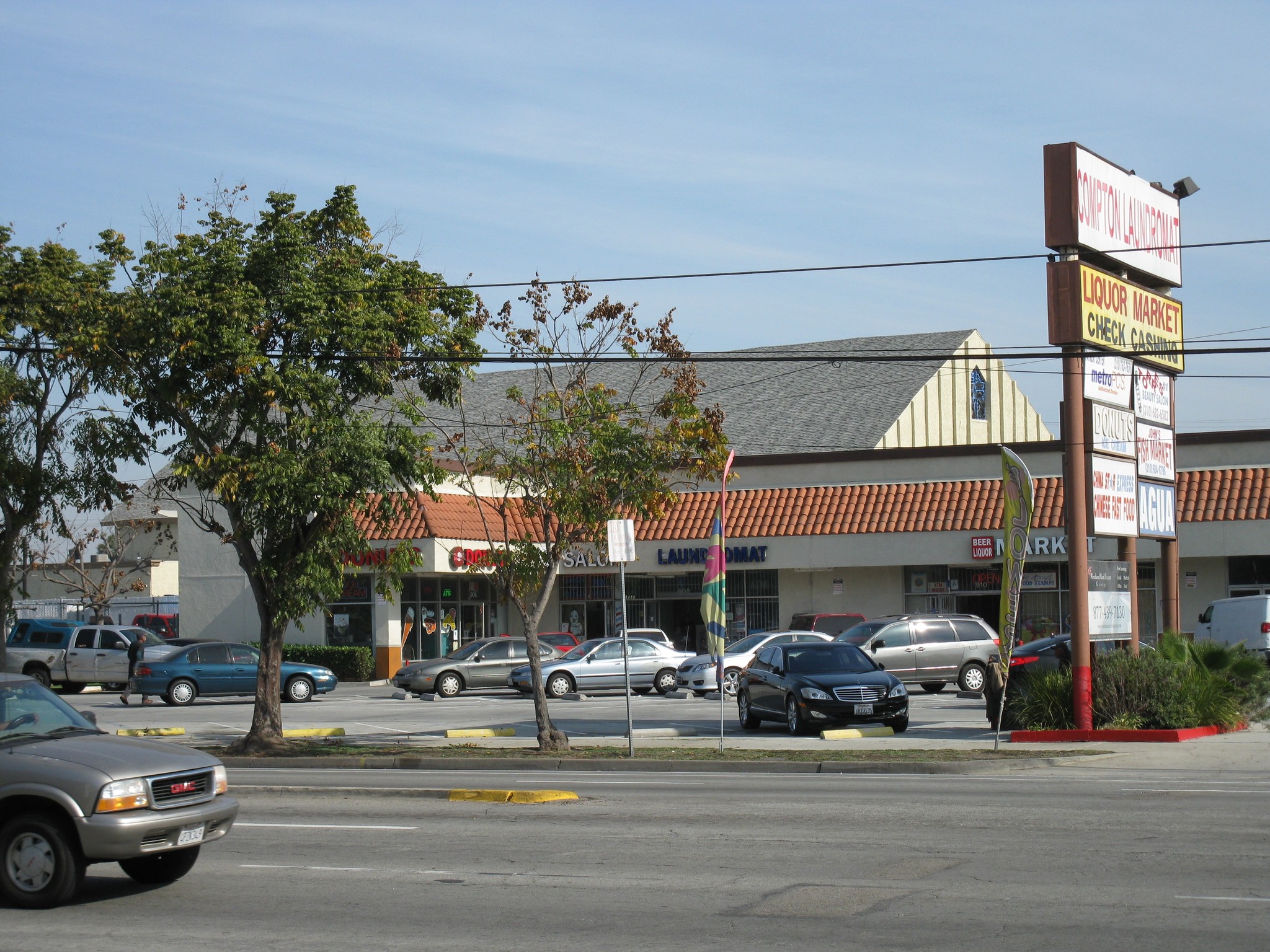 906-936 S Central Ave, Compton, CA for Rent