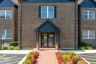 Arlington Heights, IL Office, Office/Medical, Medical - 825 E Golf Rd Arlington Heights, IL Office, Office/Medical, Medical - 825 E Golf Rd