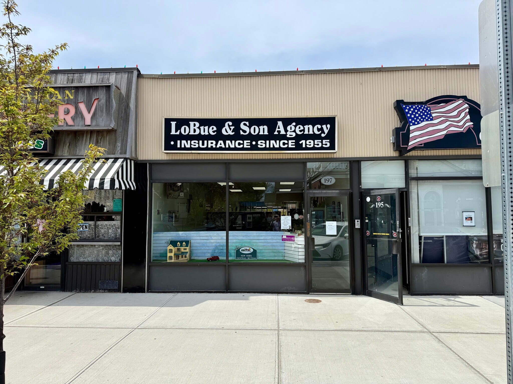 195-201 S Wellwood Ave, Lindenhurst, NY for Rent