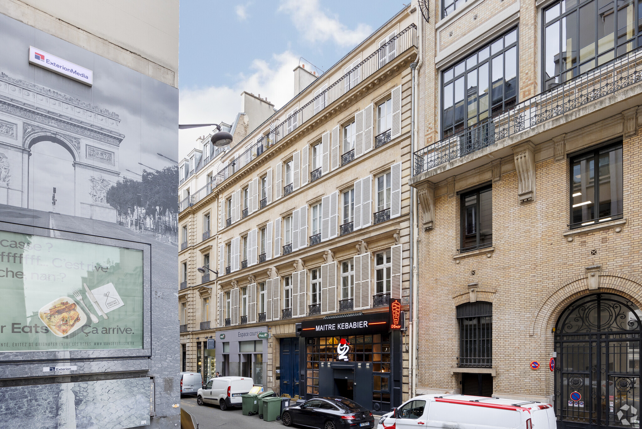 110 Rue La Boétie, Paris, PAR for Rent