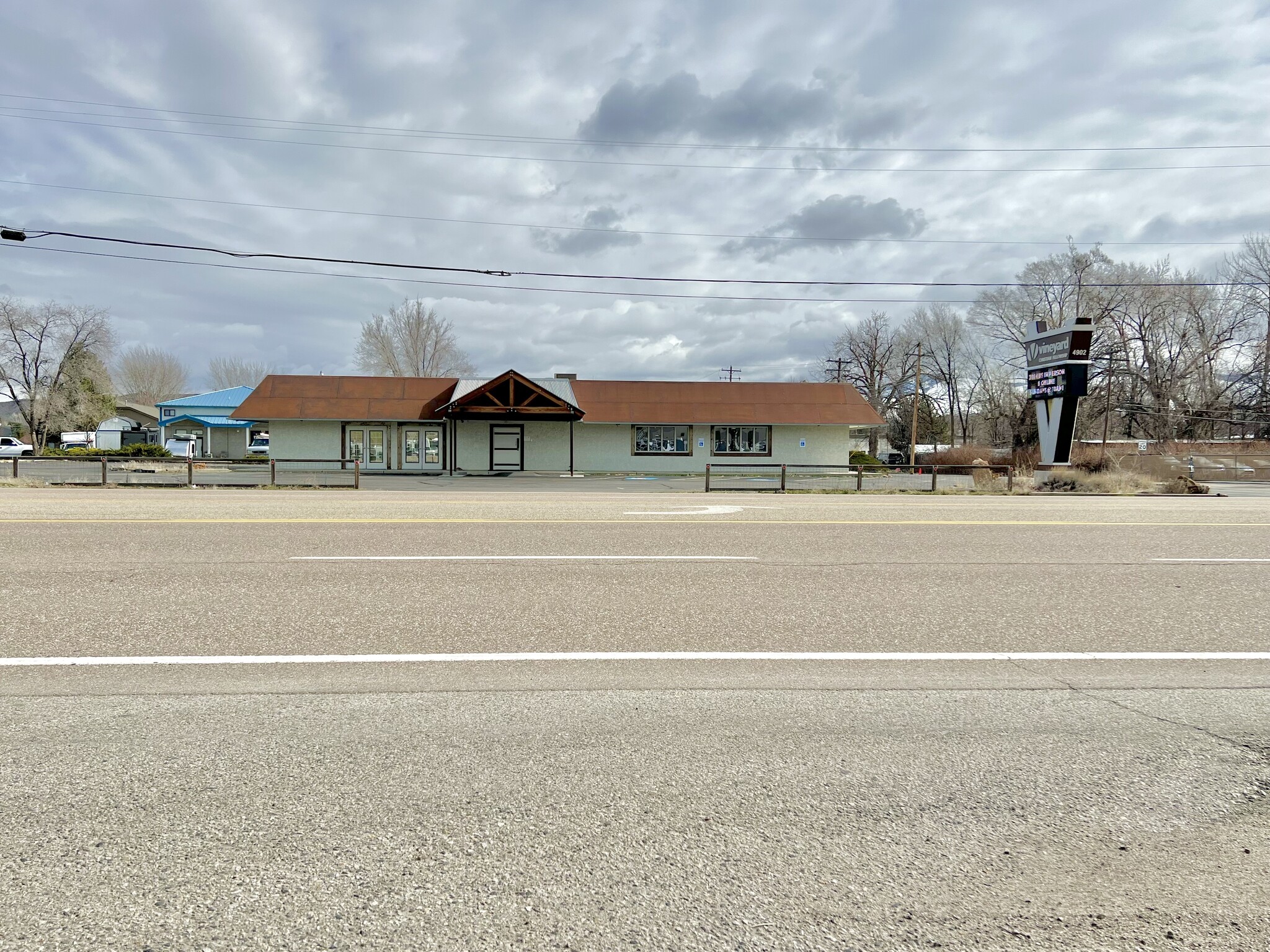 4902 W Chinden Blvd, Garden City, ID for Sale