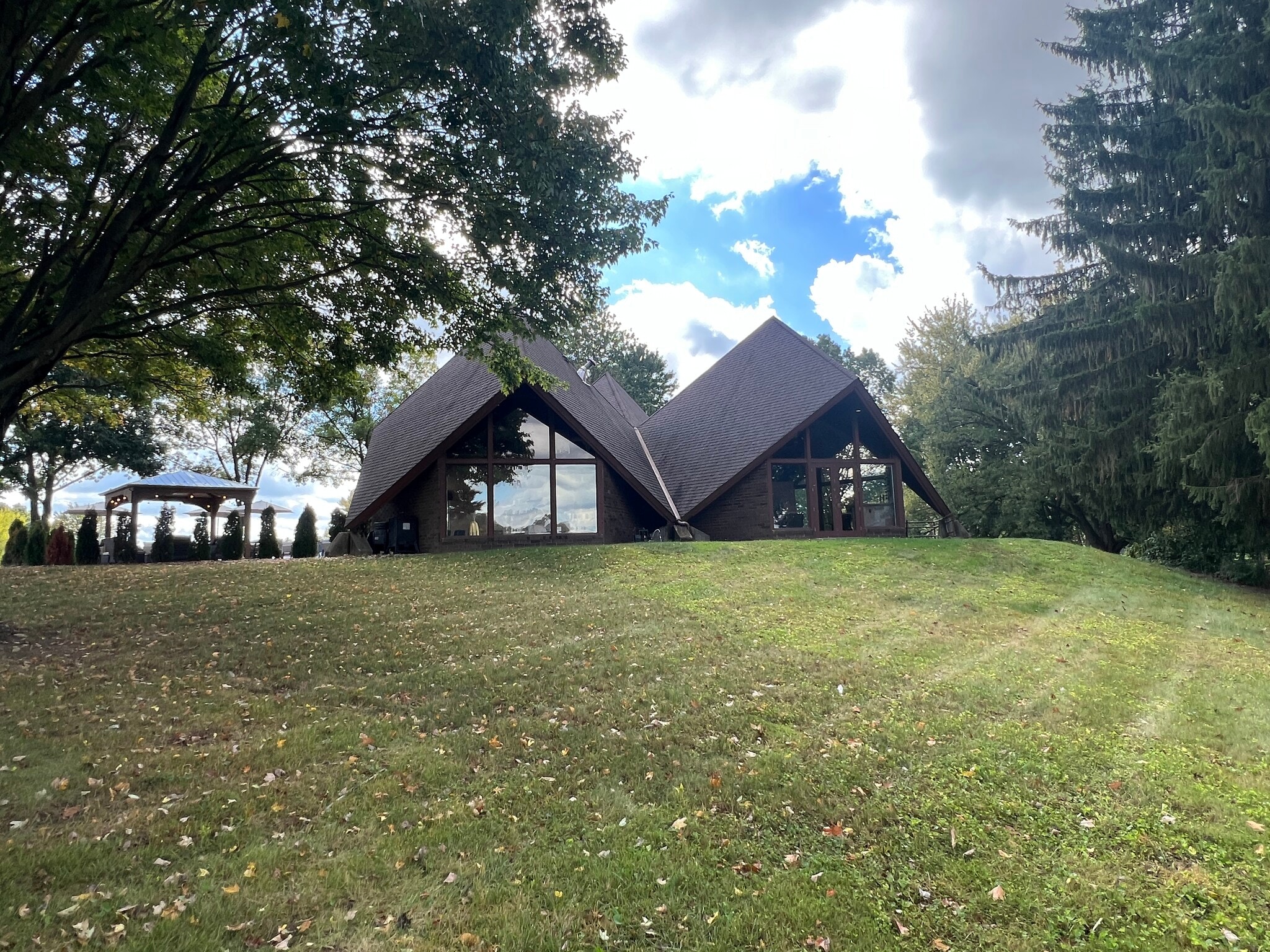 10804 Wilkshire Blvd, Bolivar, OH for Sale