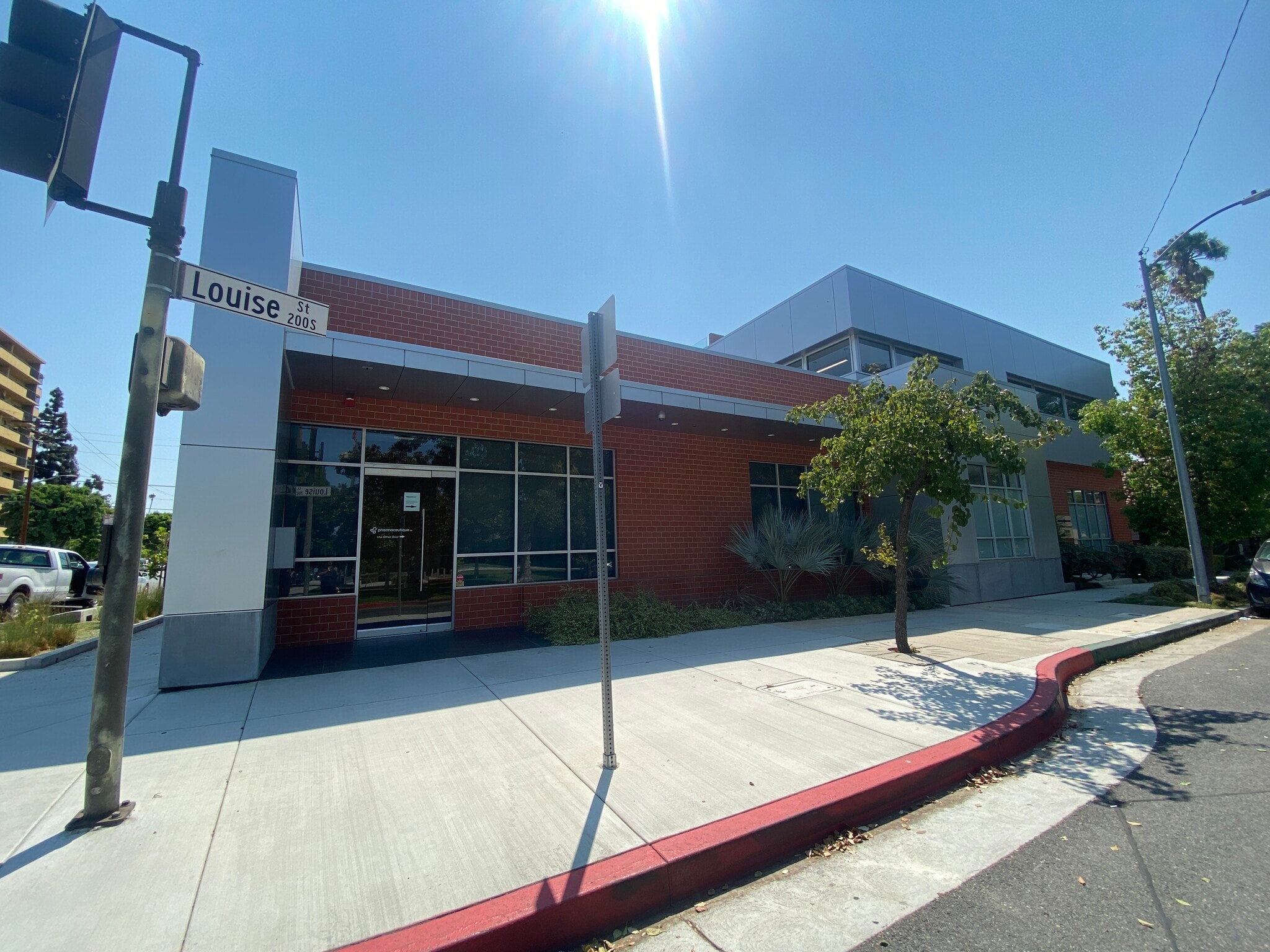 200 S Louise St, Glendale, CA for Rent