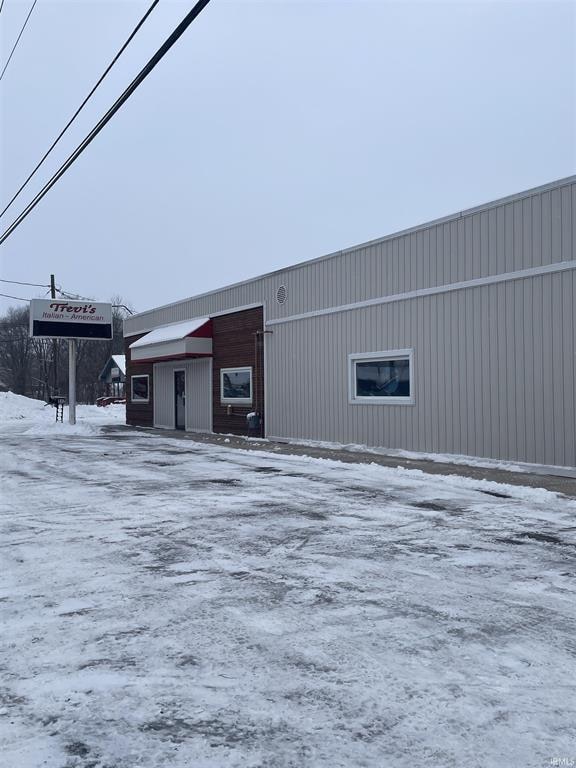 510-512 Lincolnway W, Osceola, IN for Sale