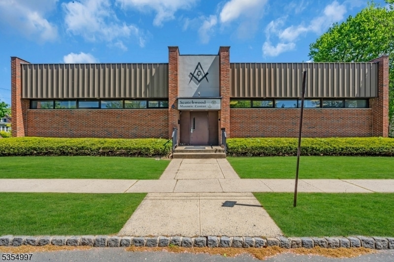 301 Forest Rd, Scotch Plains, NJ for Sale