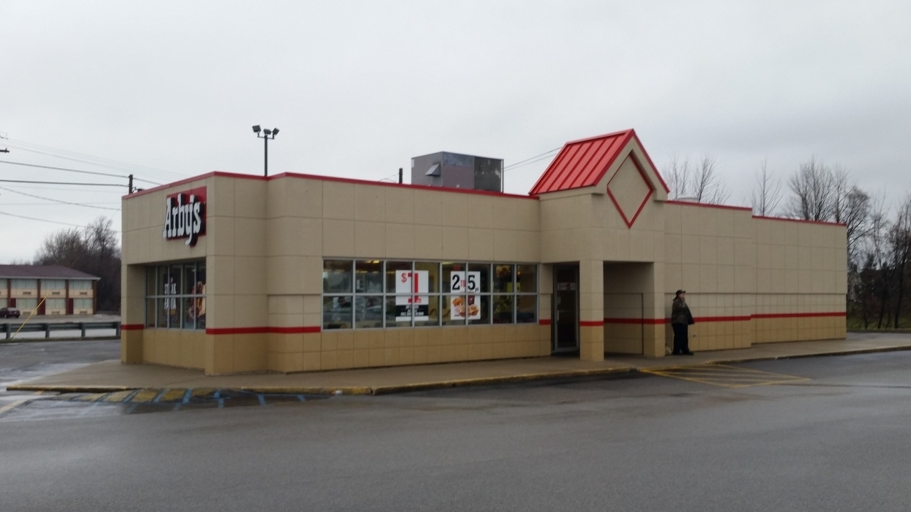 876 N Plymouth Rd, Winamac, IN for Sale