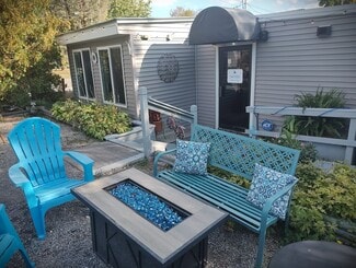 Canandaigua, NY Restaurant - 4520 East Lake Rd