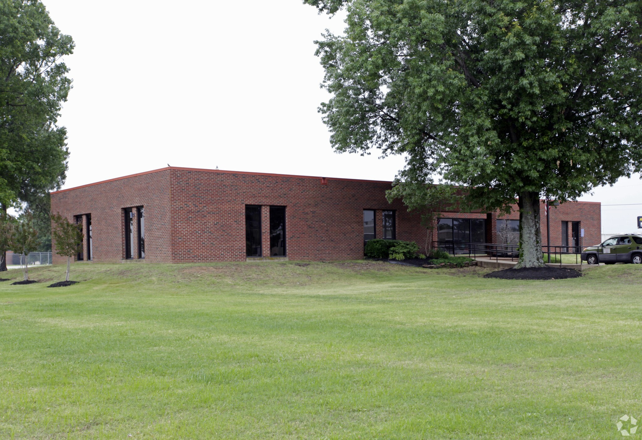 8274 Hacks Cross Rd, Olive Branch, MS for Sale