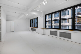 New York, NY Apartments - 335 W 38th St