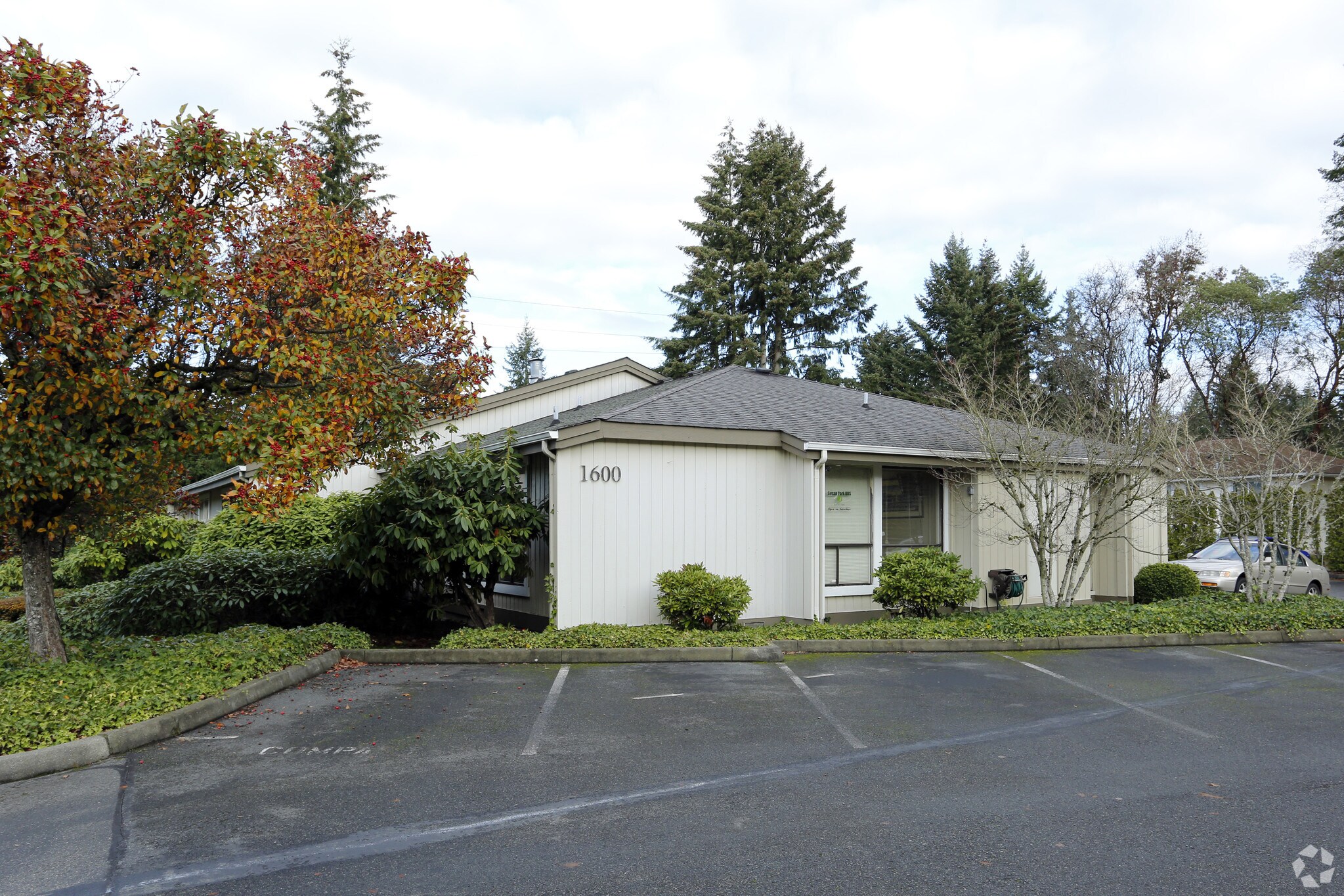 1600 148th Ave, Bellevue, WA for Rent